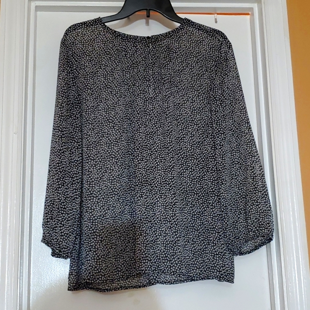 Old Navy blouse